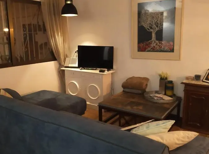 Casa Eline De Lujo Casco Antiguo Piscina Privada Y Jardin Сasa de vacaciones